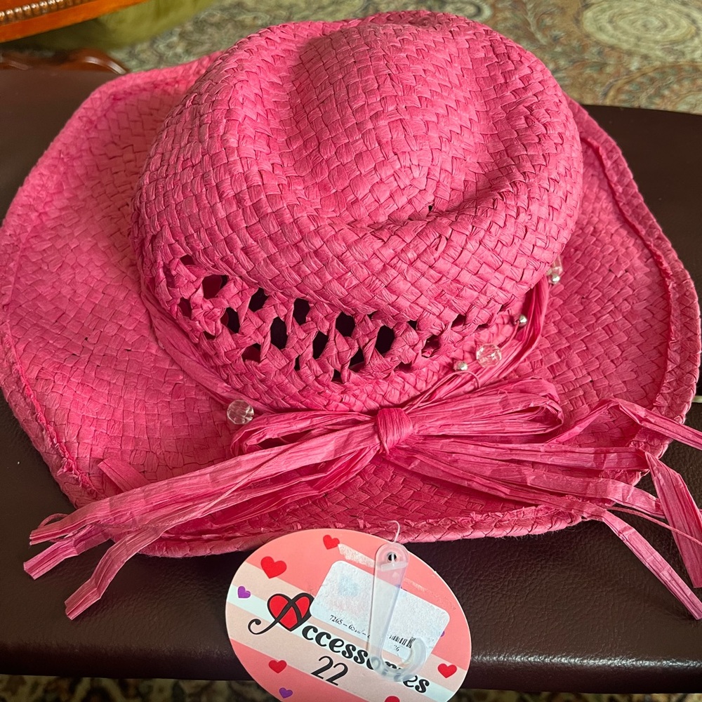 NWT Girls Bright Pink Straw Hat with Straw Bow and Clear Jewels Around Rim.